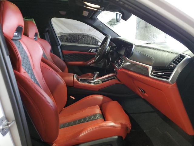 5YMCY0C01M9E12327 - 2021 BMW X6 M WHITE photo 13
