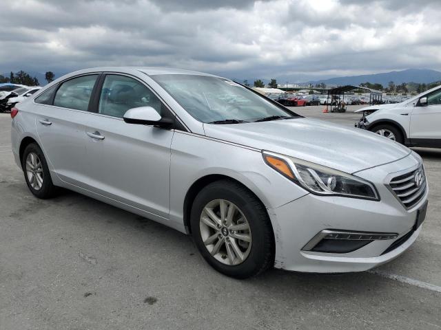 5NPE24AF2FH195363 - 2015 HYUNDAI SONATA SE GRAY photo 4