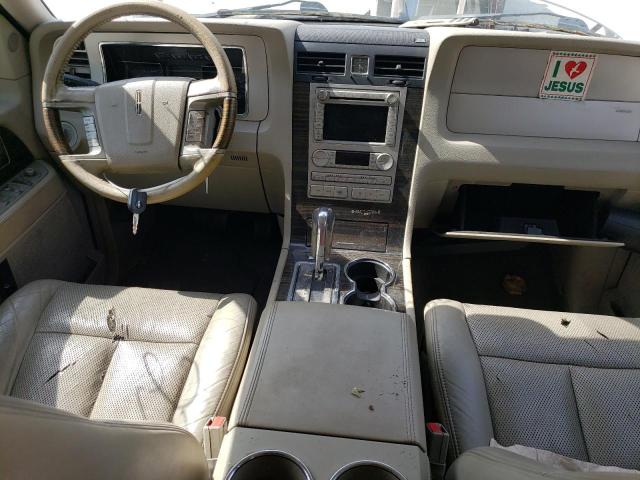 5LMJJ2H53AEJ00104 - 2010 LINCOLN NAVIGATOR 白色 照片 8