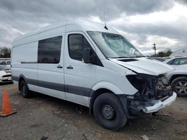 WD3PE8CD0HP573765 - 2017 MERCEDES-BENZ SPRINTER 2500 WHITE photo 4