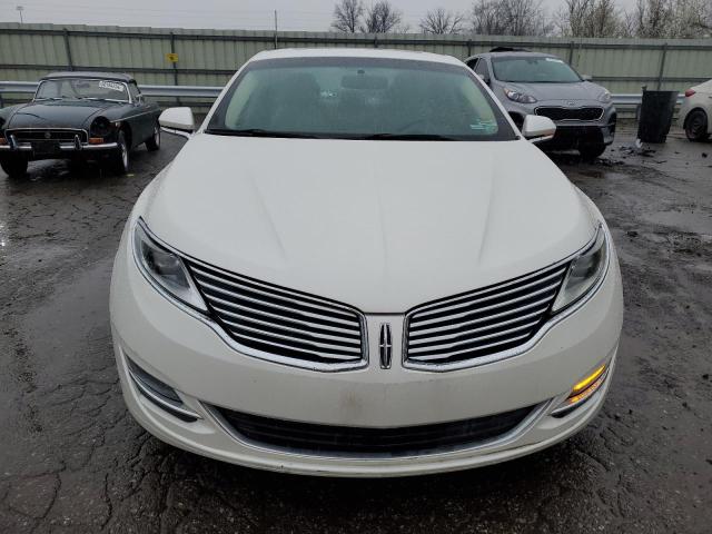 3LN6L2LU4FR625730 - 2015 LINCOLN MKZ HYBRID WHITE photo 5