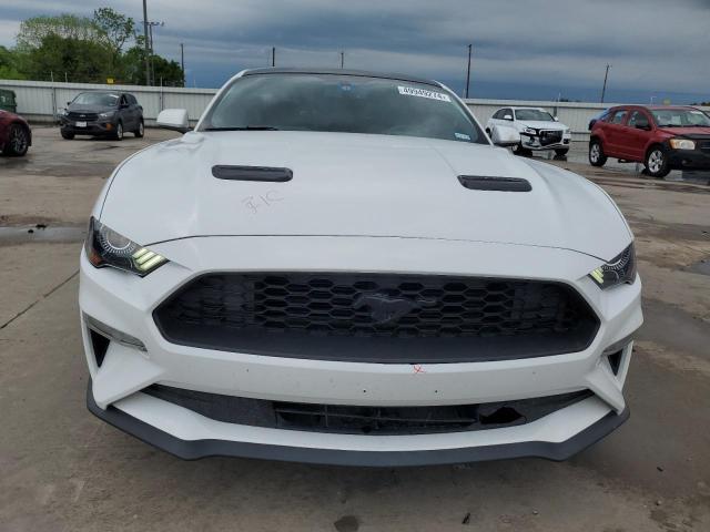 1FA6P8TH9J5183995 - 2018 FORD MUSTANG WHITE photo 5