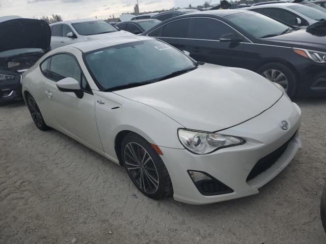 JF1ZNAA18F9702521 - 2015 TOYOTA SCION FR-S 白色 照片 4