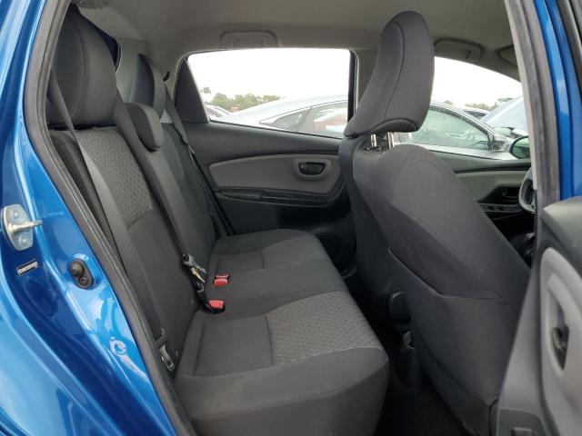 VNKKTUD39FA028336 - 2015 TOYOTA YARIS BLUE photo 10