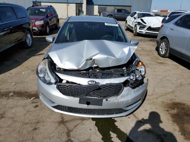 KNAFK4A68E5252746 - 2014 KIA FORTE LX SILVER photo 5