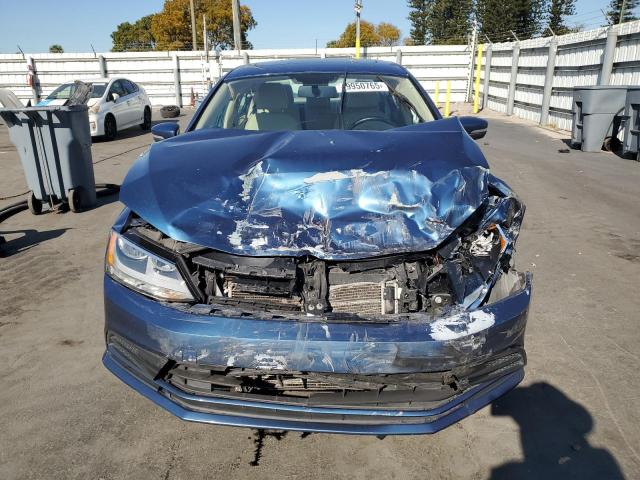 3VWD17AJ2FM414544 - 2015 VOLKSWAGEN JETTA SE BLUE photo 5