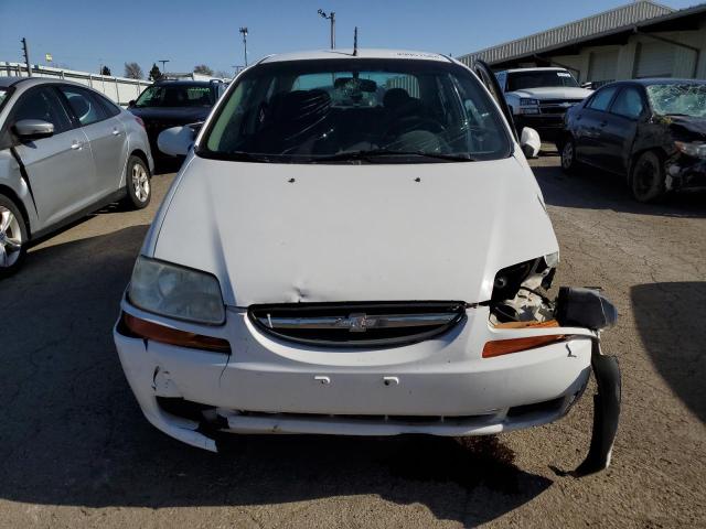 KL1TD56656B522296 - 2006 CHEVROLET AVEO BASE WHITE photo 5