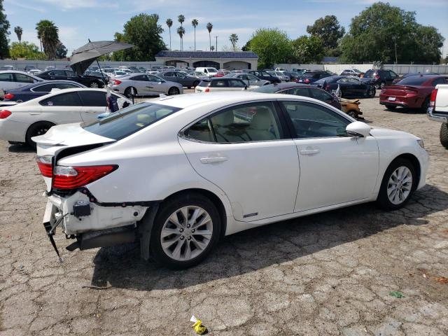 JTHBW1GG1E2040601 - 2014 LEXUS ES 300H WHITE photo 3