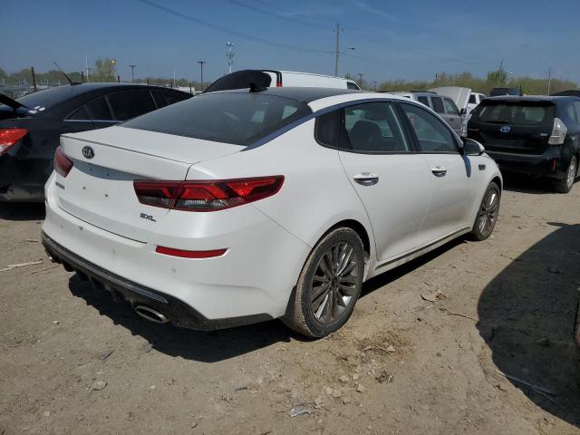 5XXGV4L23KG351877 - 2019 KIA OPTIMA SXL WHITE photo 3