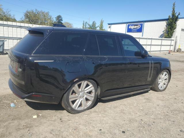 SALKP9FU3NA002953 - 2022 LAND ROVER RANGE ROVE SE BLACK photo 3