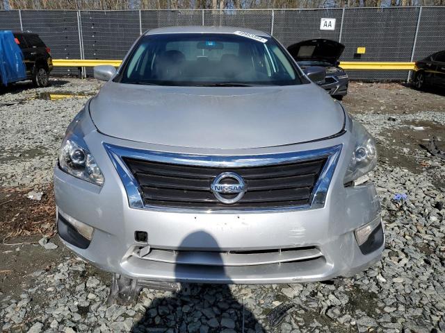 1N4AL3AP8FN345769 - 2015 NISSAN ALTIMA 2.5 SILVER photo 5