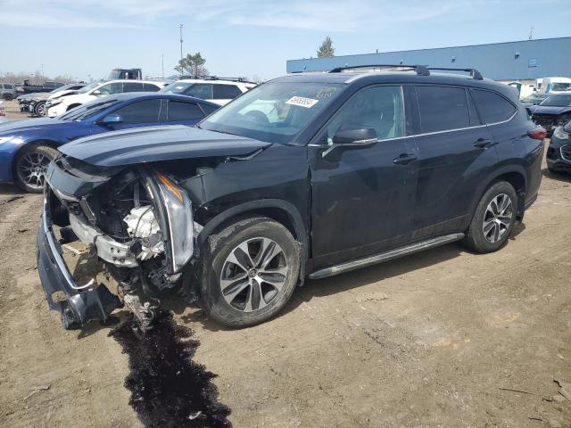 5TDGZRBH3NS575029 - 2022 TOYOTA HIGHLANDER XLE BLACK photo 1