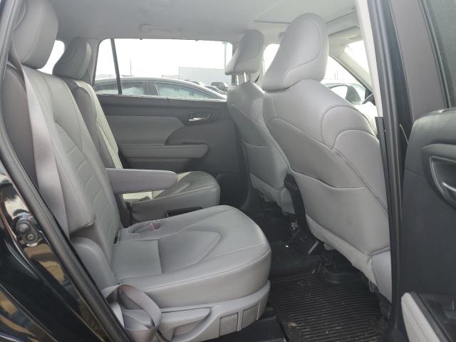 5TDGZRBH3NS575029 - 2022 TOYOTA HIGHLANDER XLE BLACK photo 10
