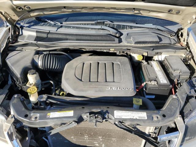 2A4RR8DG9BR668000 - 2011 CHRYSLER TOWN & COU TOURING L GOLD photo 12