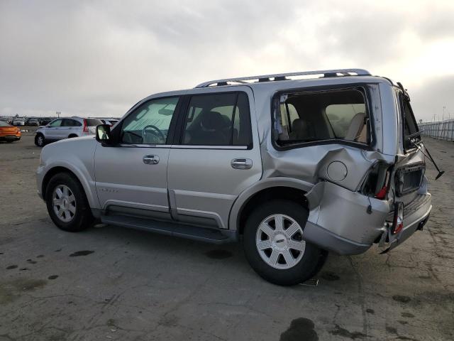 5LMFU28R03LJ41143 - 2003 LINCOLN NAVIGATOR 银色 照片 2