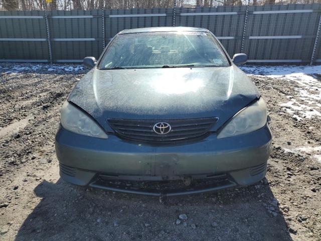 4T1BE30K55U080761 - 2005 TOYOTA CAMRY LE GREEN photo 5