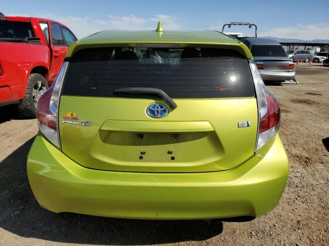 JTDKDTB34F1109098 - 2015 TOYOTA PRIUS C GREEN photo 6