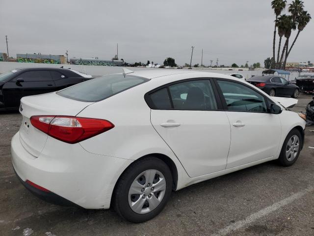 KNAFK4A62G5617330 - 2016 KIA FORTE LX WHITE photo 3