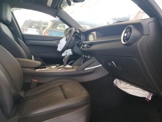 ZASPAKBN8N7D24769 - 2022 ALFA ROMEO STELVIO TI WHITE photo 5