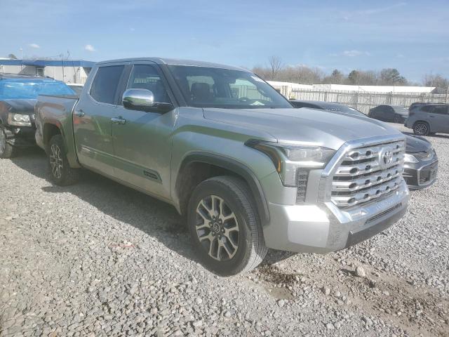 5TFMA5DBXRX167302 - 2024 TOYOTA TUNDRA CREWMAX PLATINUM ვერცხლისფერი ფოტო 4