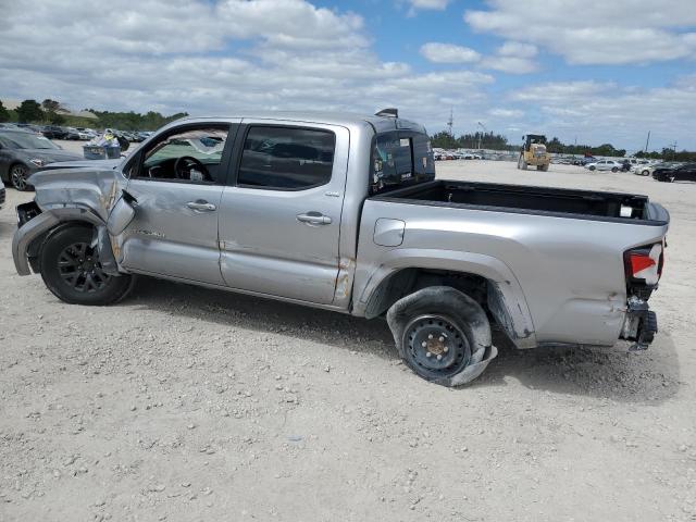 3TYCZ5ANXLT003648 - 2020 TOYOTA TACOMA DOUBLE CAB SILVER photo 2