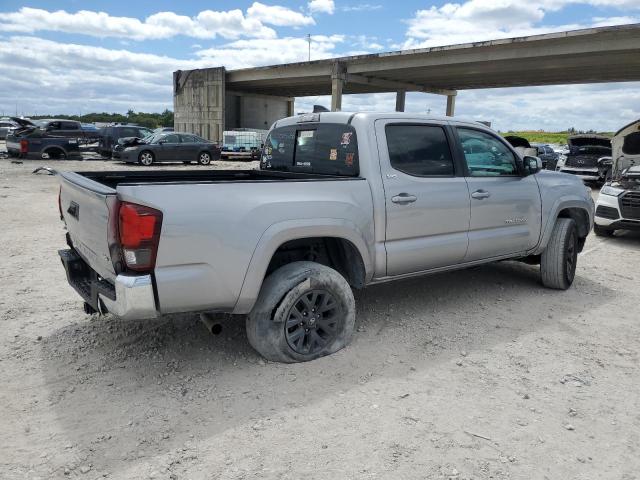 3TYCZ5ANXLT003648 - 2020 TOYOTA TACOMA DOUBLE CAB SILVER photo 3