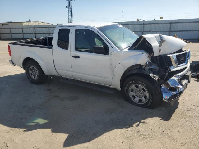 1N6BD06T88C431840 - 2008 NISSAN FRONTIER KING CAB XE WHITE photo 4