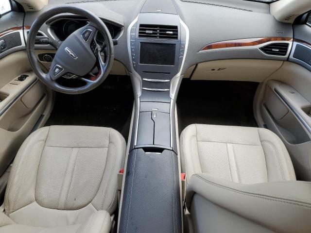 3LN6L2JKXGR604562 - 2016 LINCOLN MKZ WHITE photo 8