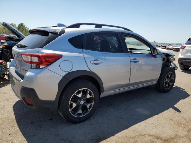 JF2GTABC1JH310309 - 2018 SUBARU CROSSTREK PREMIUM SILVER photo 3