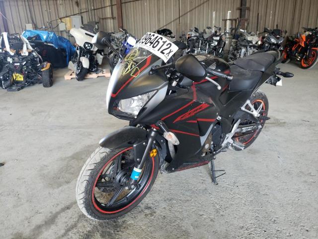 MLHNC5152J5400163 - 2018 HONDA CBR300 RA BLACK photo 2