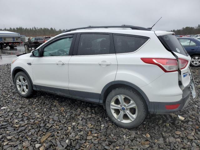 1FMCU9G93FUA29595 - 2015 FORD ESCAPE SE WHITE photo 2