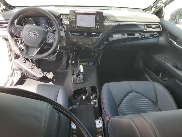 4T1G11AK7RU893870 - 2024 TOYOTA CAMRY SE NIGHT SHADE SILVER photo 8