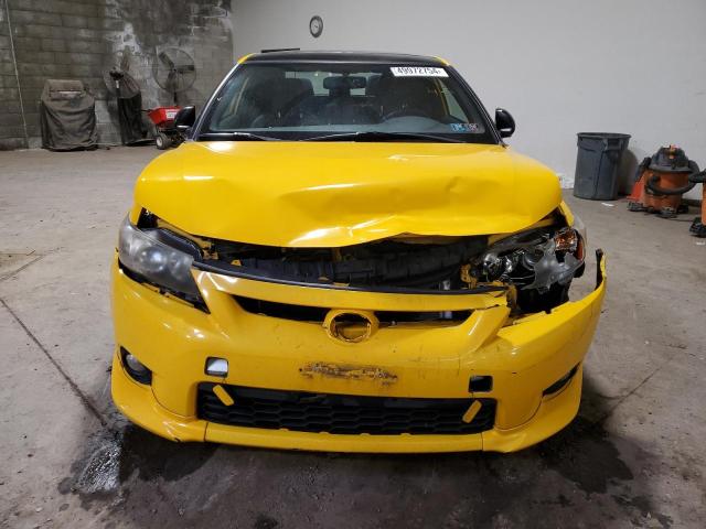 JTKJF5C75C3028235 - 2012 TOYOTA SCION TC 黄色 照片 5