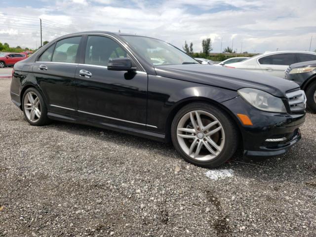 WDDGF4HB0CR239483 - 2012 MERCEDES-BENZ C 250 BLACK photo 4