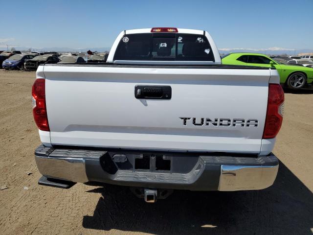 5TFUY5F19KX804606 - 2019 TOYOTA TUNDRA DOUBLE CAB SR/SR5 WHITE photo 6
