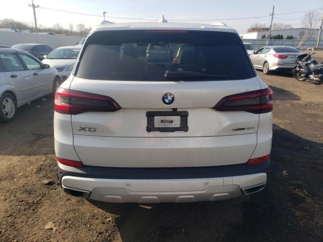 5UXCR6C01M9E64533 - 2021 BMW X5 XDRIVE40I WHITE photo 6