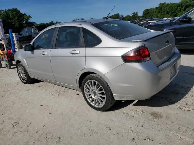 1FAHP3GN6AW252261 - 2010 FORD FOCUS SES SILVER photo 2