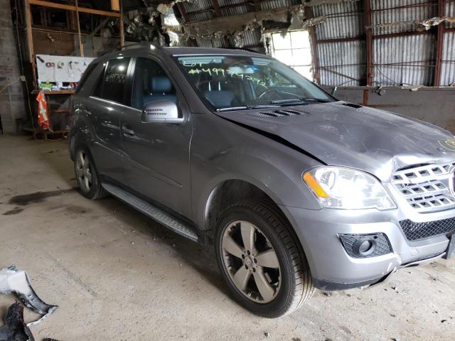 4JGBB8GB5BA671309 - 2011 MERCEDES-BENZ ML 350 4MATIC GRAY photo 1