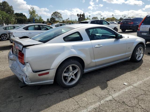 1ZVHT82H255130607 - 2005 FORD MUSTANG GT SILVER photo 3