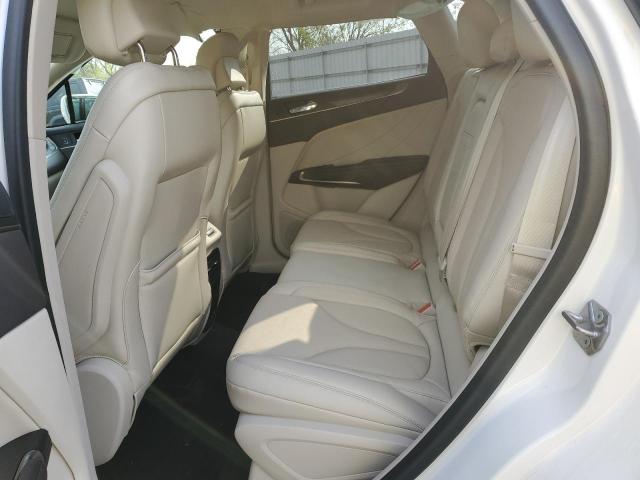 5LMCJ3D9XKUL09368 - 2019 LINCOLN MKC RESERVE WHITE photo 11