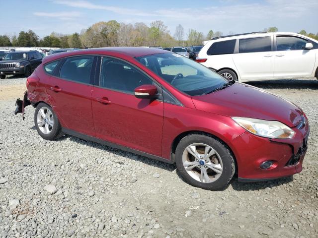 1FADP3K23DL156122 - 2013 FORD FOCUS SE RED photo 4