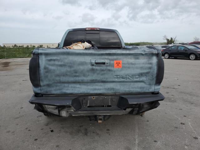 5TFRY5F1XEX160513 - 2014 TOYOTA TUNDRA DOUBLE CAB SR/SR5 GRAY photo 6