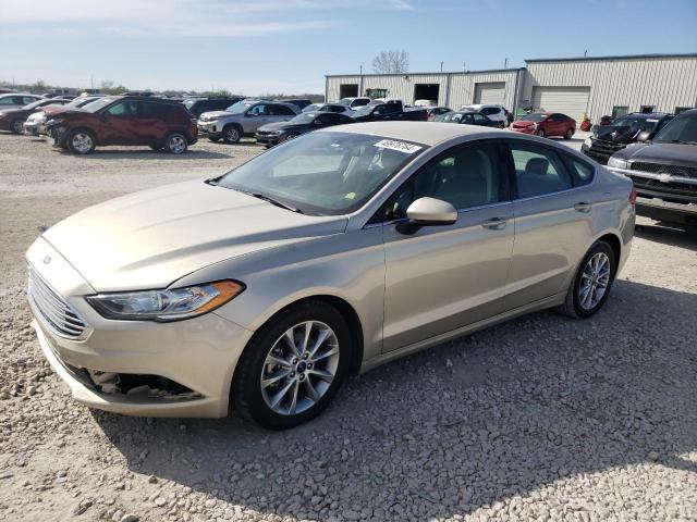 3FA6P0H76HR350094 - 2017 FORD FUSION SE TAN photo 1