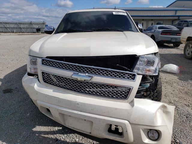 1GNSKKE70DR354808 - 2013 CHEVROLET SUBURBAN K1500 LTZ WHITE photo 5