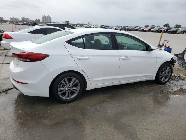 5NPD84LF7JH299136 - 2018 HYUNDAI ELANTRA SEL WHITE photo 3