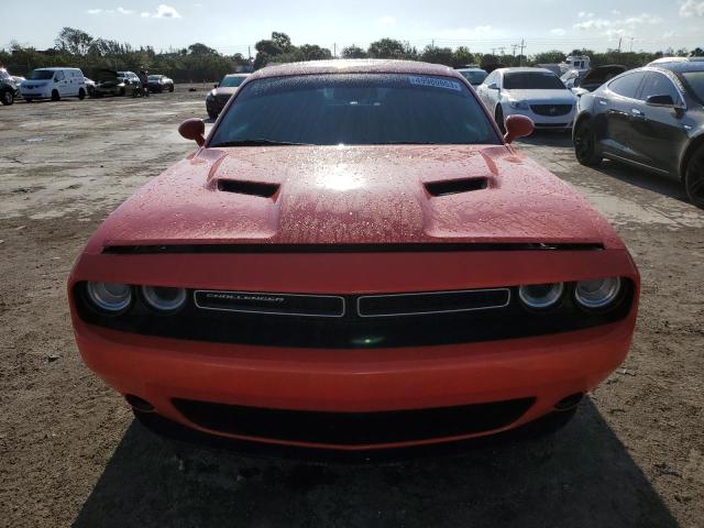 2C3CDZAG2JH242338 - 2018 DODGE CHALLENGER SXT ORANGE photo 5