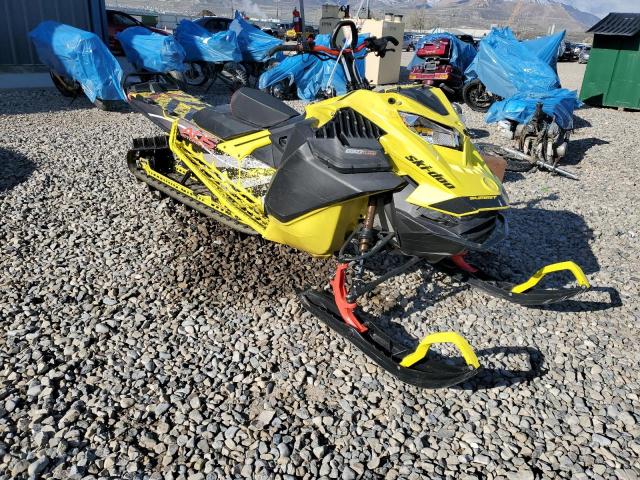 2020 SKI DOO SUMMIT X 8, 