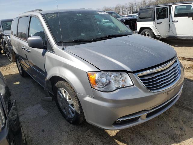 2C4RC1BG8FR708333 - 2015 CHRYSLER TOWN & COU TOURING SILVER photo 4