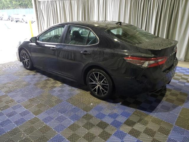 4T1G11BK5RU124086 - 2024 TOYOTA CAMRY SE NIGHT SHADE BLACK photo 2