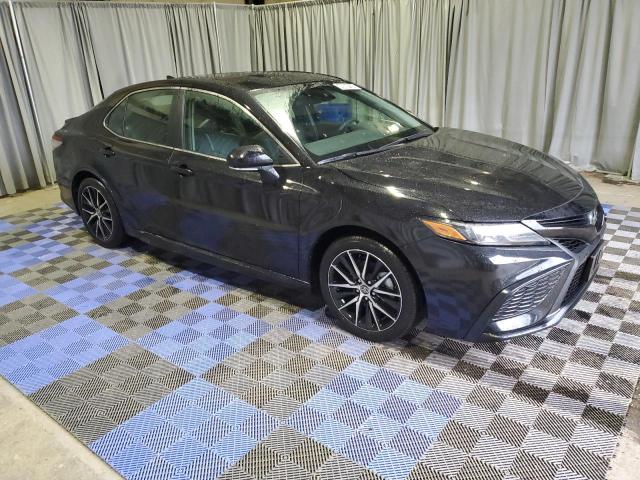 4T1G11BK5RU124086 - 2024 TOYOTA CAMRY SE NIGHT SHADE BLACK photo 4